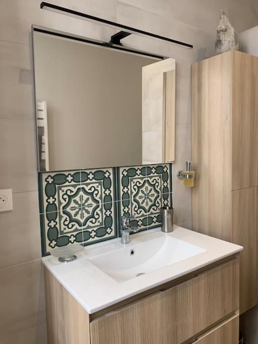 Cosy Joliette, Central, Climatise, 2 Chambres, Wifi, Garage Marsylia Zewnętrze zdjęcie